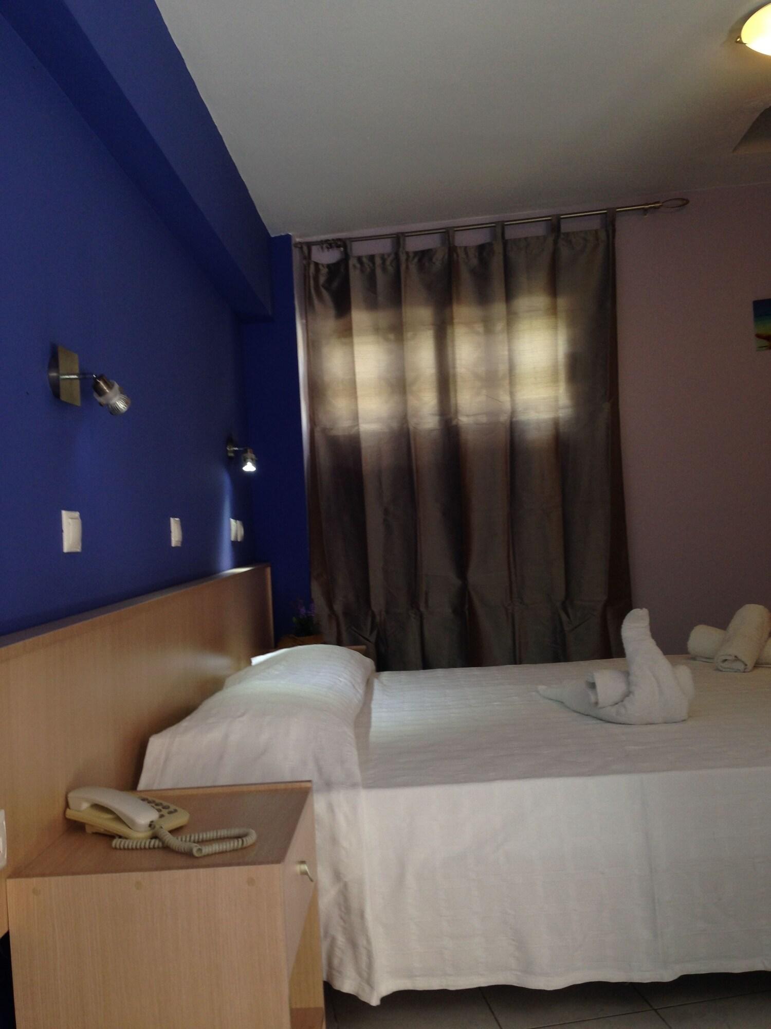 Zefyros Hotell